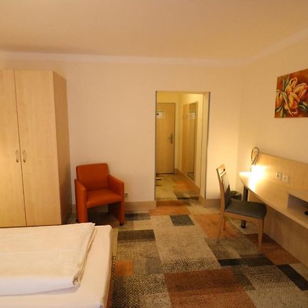 Petul Apart Hotel Ernestine Essen Luaran gambar