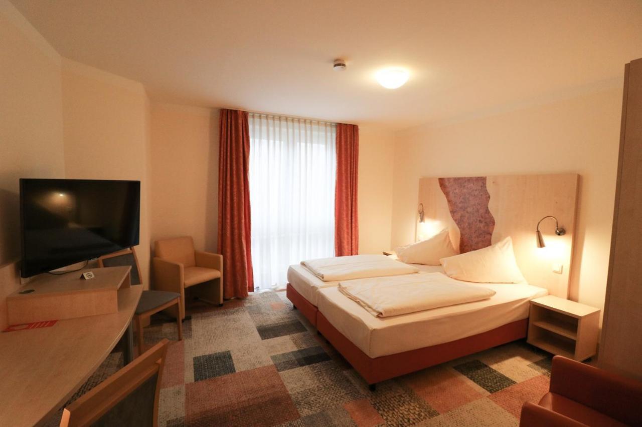 Petul Apart Hotel Ernestine Essen Luaran gambar