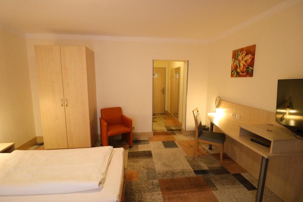 Petul Apart Hotel Ernestine Essen Luaran gambar