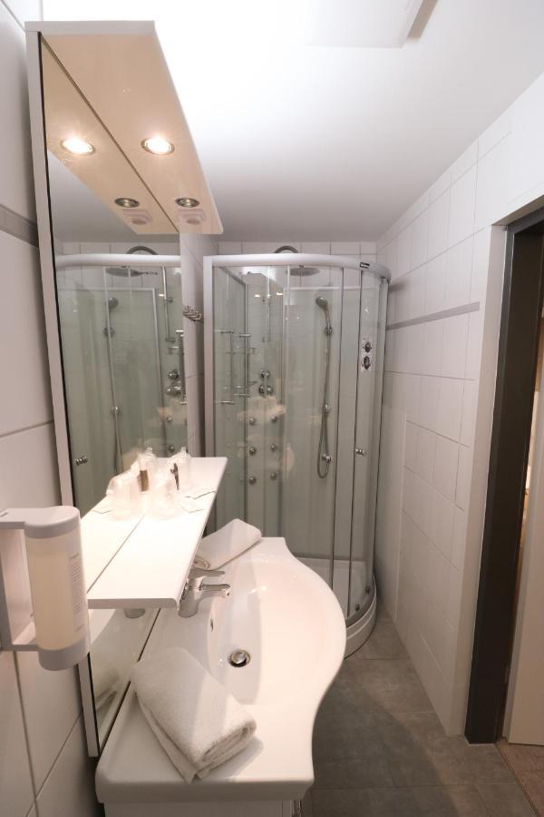 Petul Apart Hotel Ernestine Essen Luaran gambar