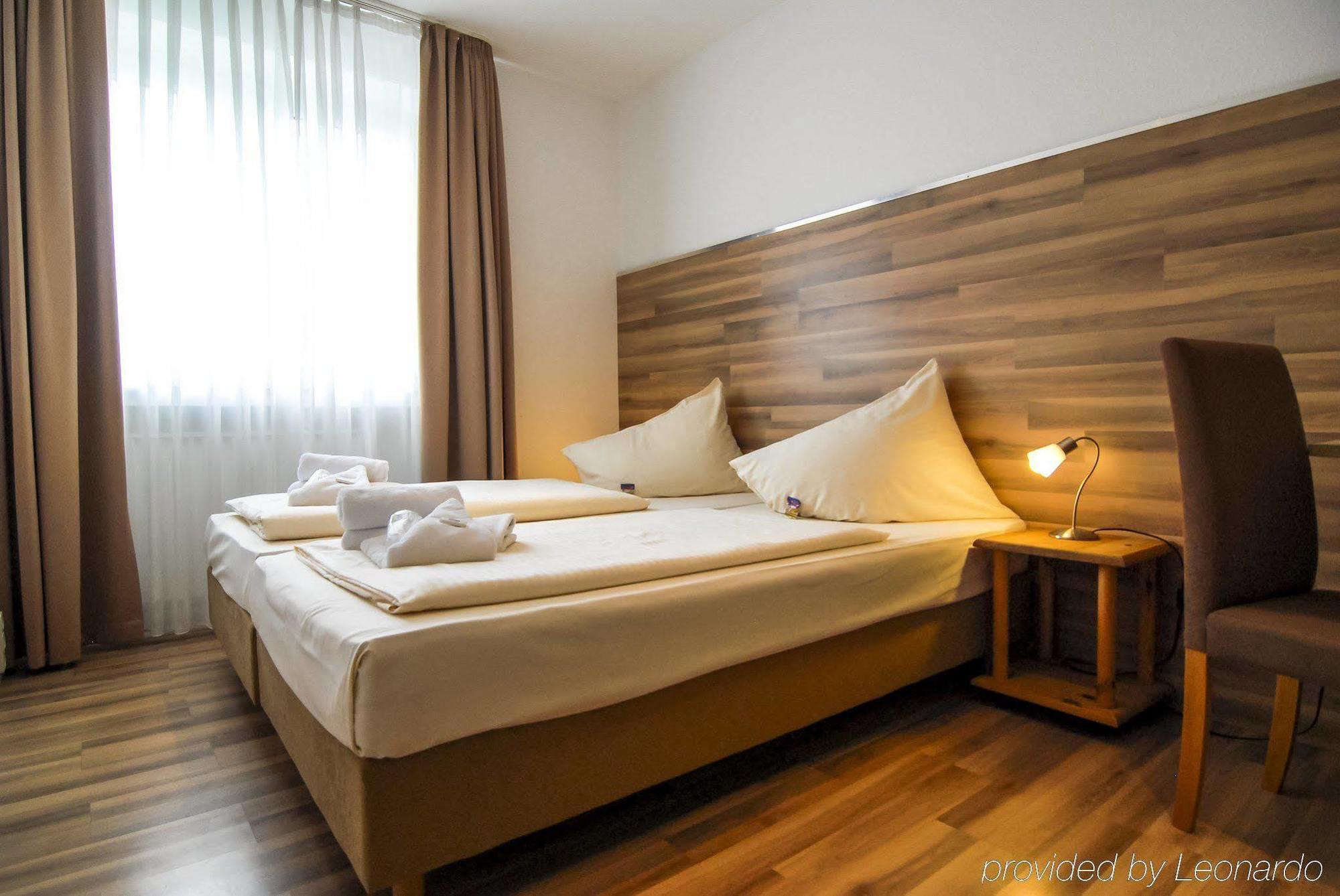 Petul Apart Hotel Ernestine Essen Luaran gambar